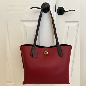 Coach pebbled leather Willow Tote